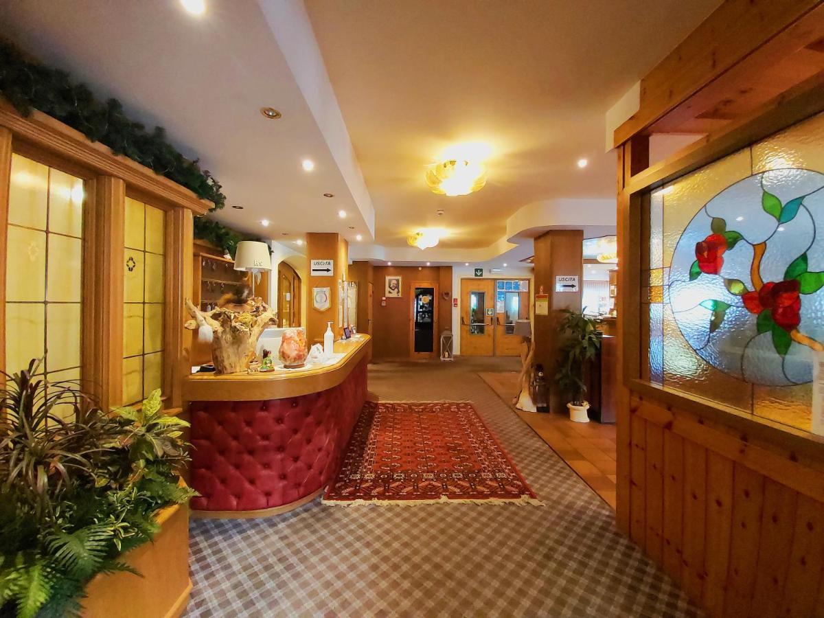 Albergo Scoiattolo Falcade Exterior photo